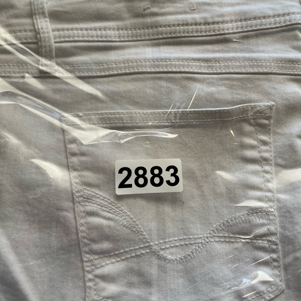 White Jeans - Picture 8 of 8